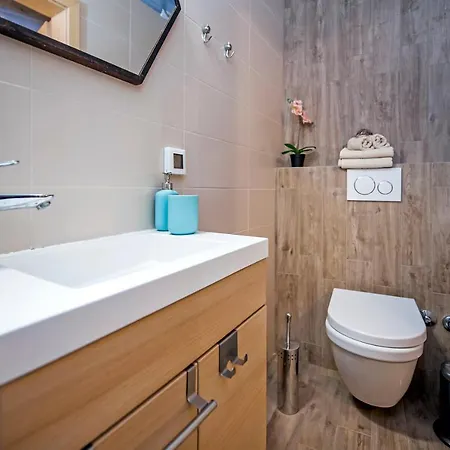 Peaceful Garden *